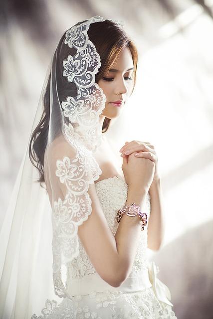 Slávnostné šaty: Slávnostný look – 8 tipov na šaty pre výnimočné chvíle