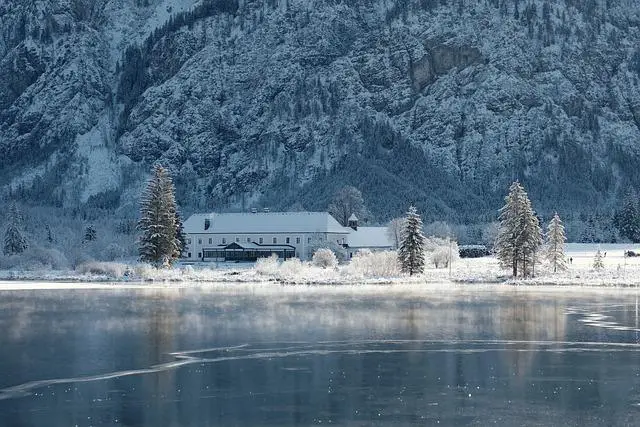 Kde nájsť najlepšie ponuky ⁢na kúpu‌ Frozen šiat ‍pre vašu dcéru